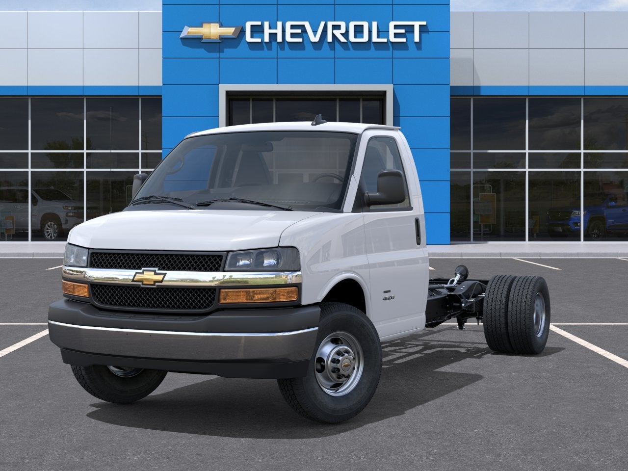 2026 Chevrolet Express Cutaway 4500 2WT