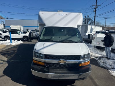 2025 Chevrolet Express Cutaway 4500 2WT