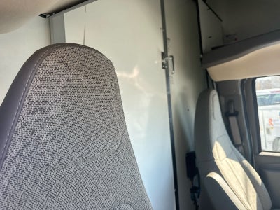 2025 Chevrolet Express Cutaway 4500 2WT