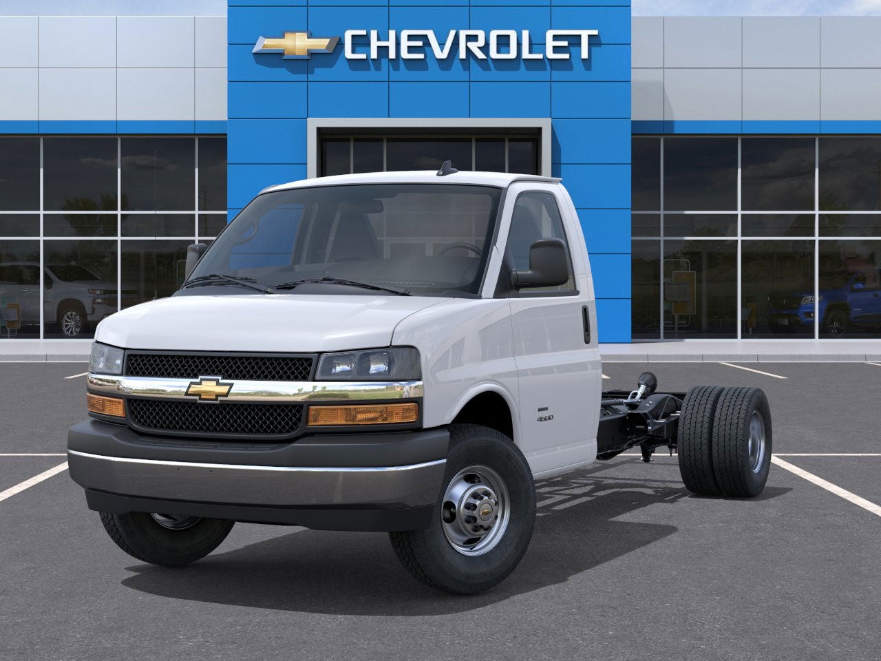 2026 Chevrolet Express Cutaway 4500 2WT