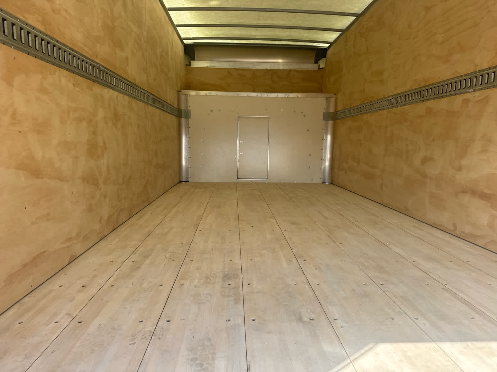 2024 Chevrolet Express Cutaway 4500 2WT