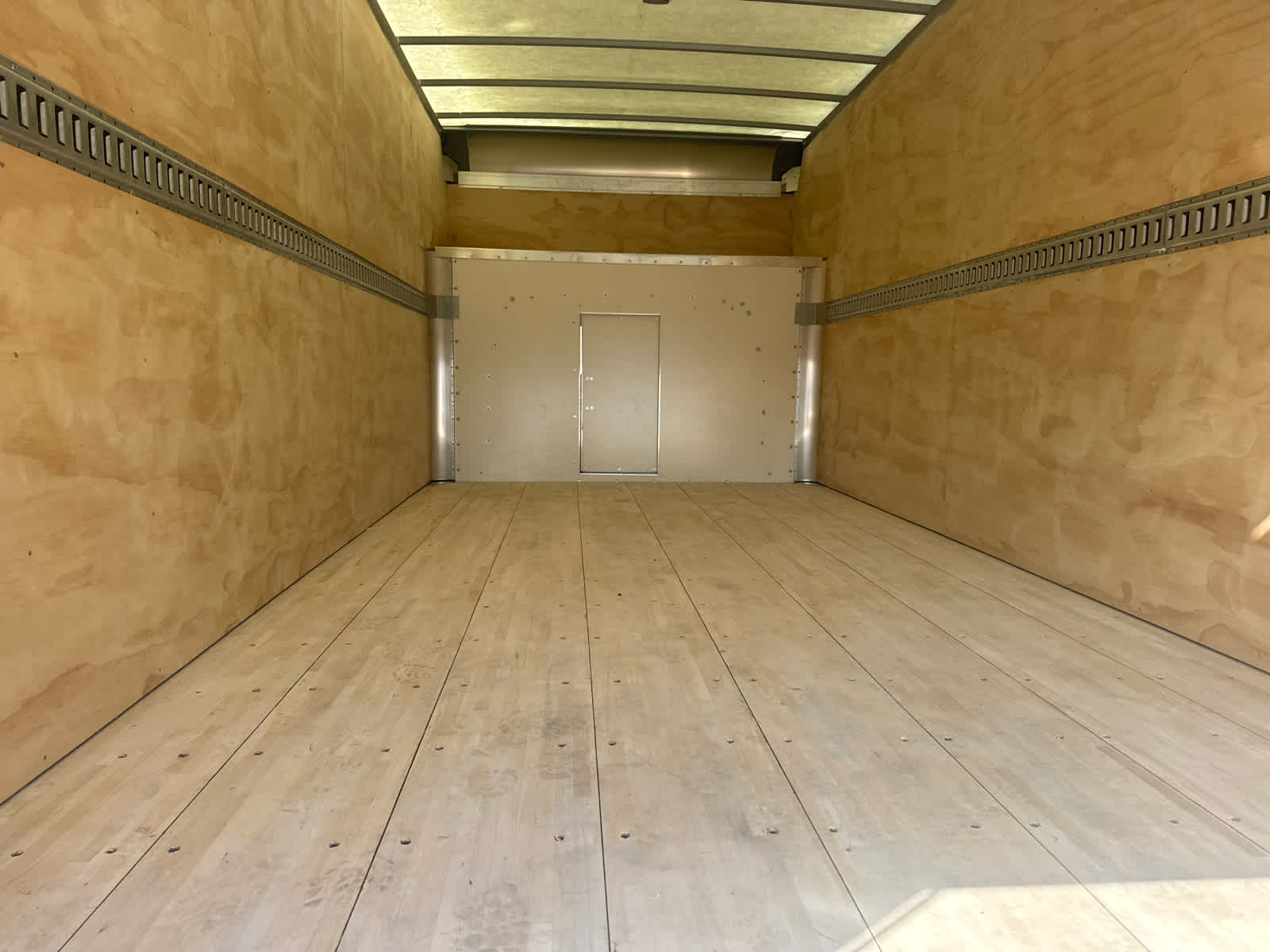 2024 Chevrolet Express Cutaway 4500 2WT