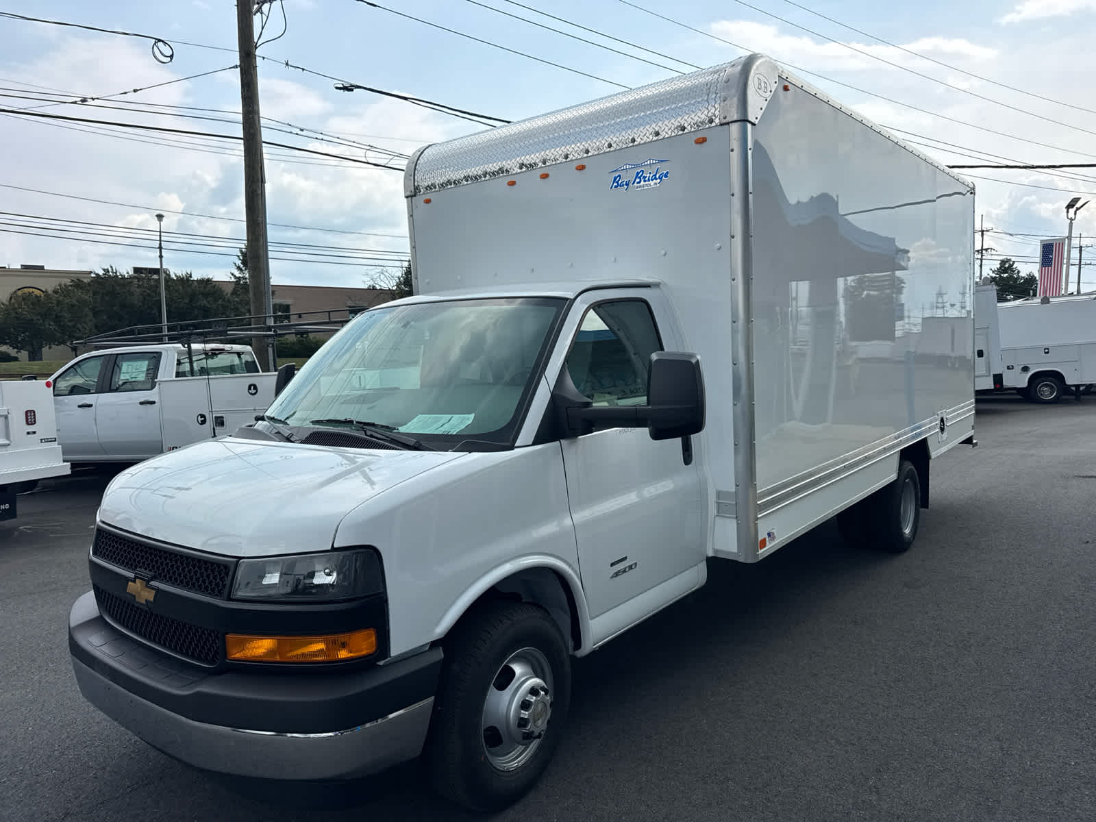 2026 Chevrolet Express Cutaway 4500 2WT