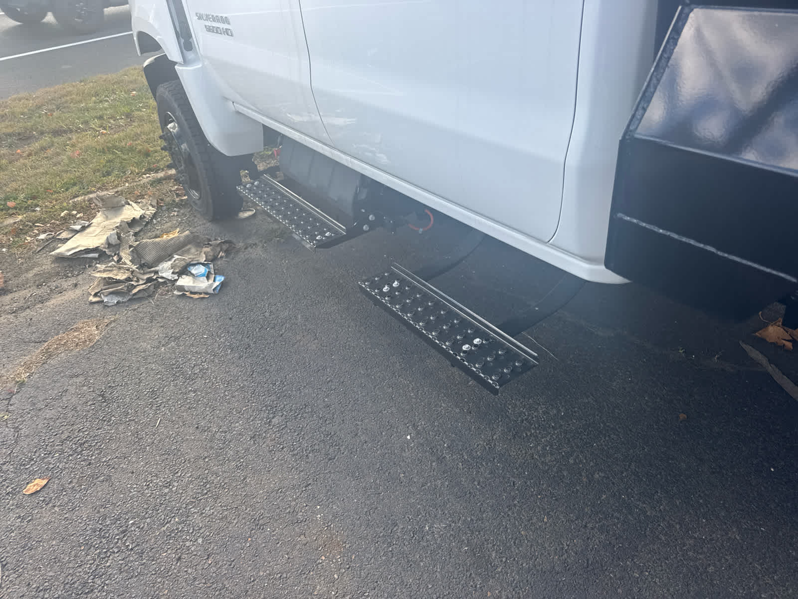 2024 Chevrolet Silverado 5500 HD Work Truck