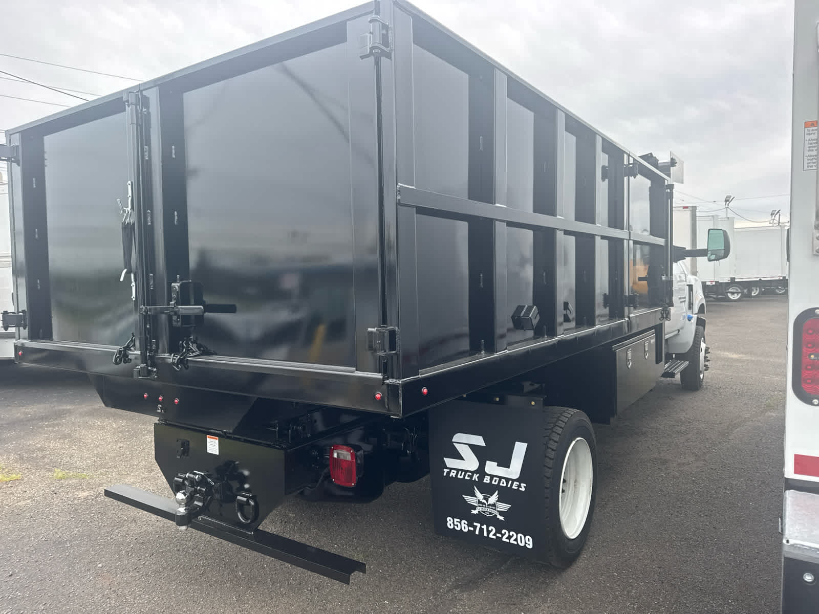 2024 Chevrolet Silverado 5500 HD Work Truck