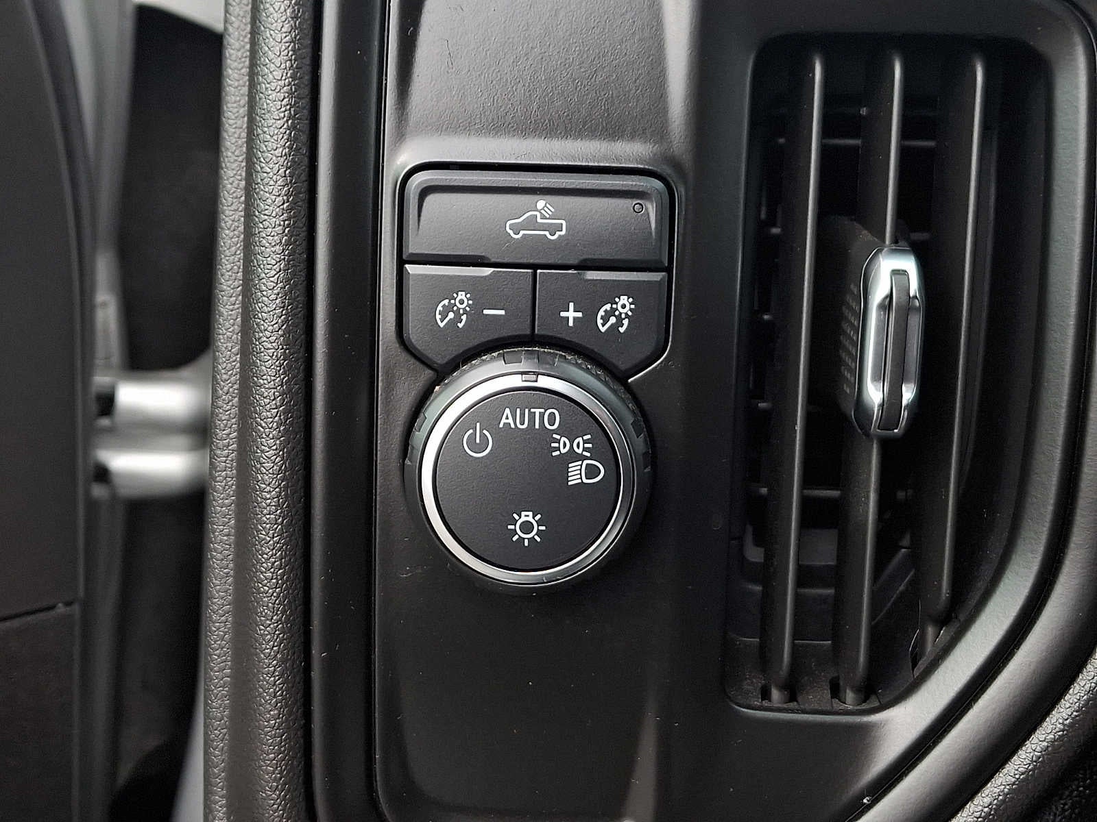 2020 Chevrolet Silverado 1500 WT