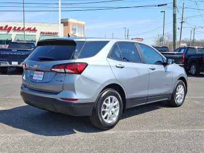2023 Chevrolet Equinox LS
