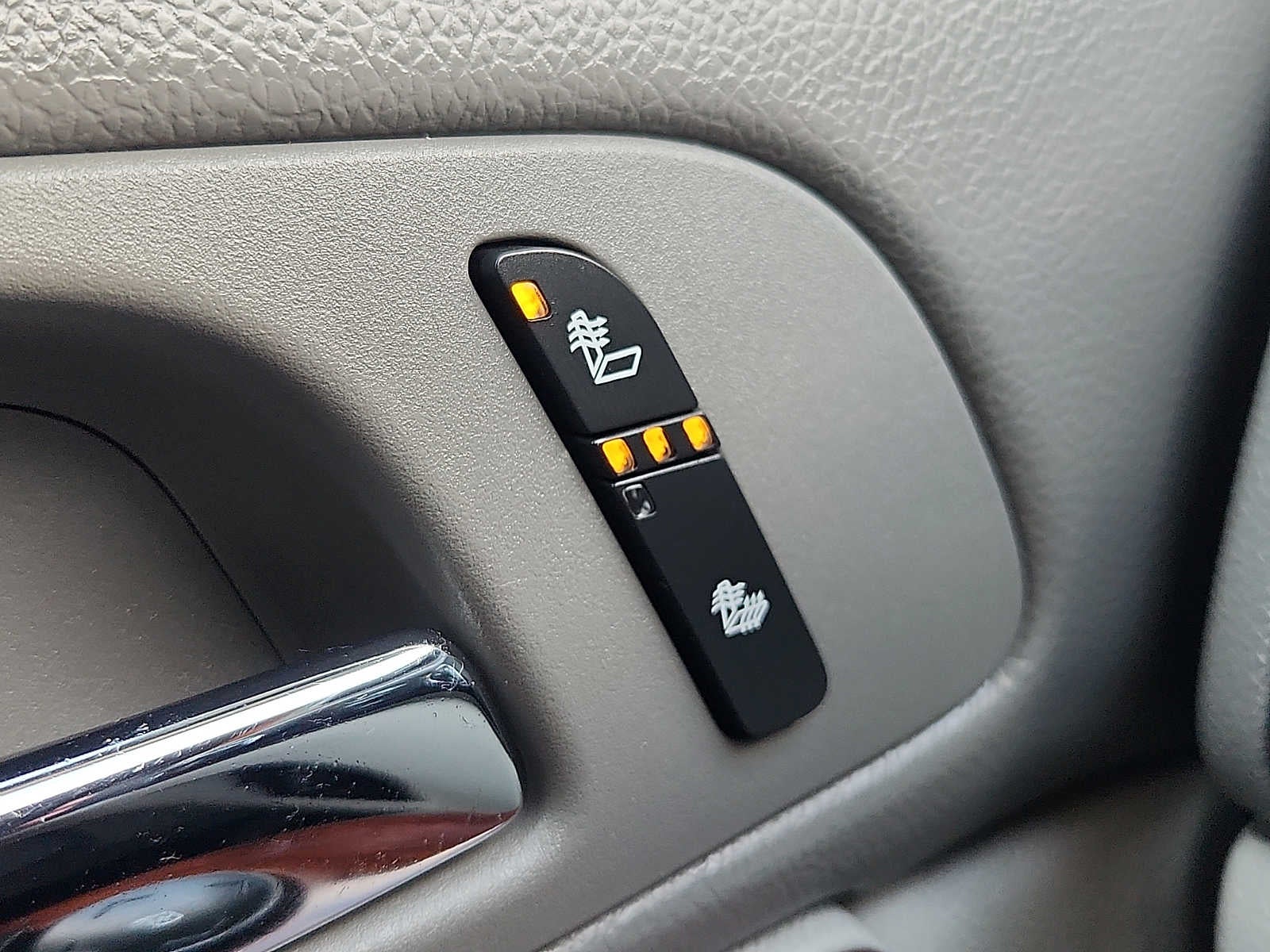 2012 Chevrolet Avalanche LT