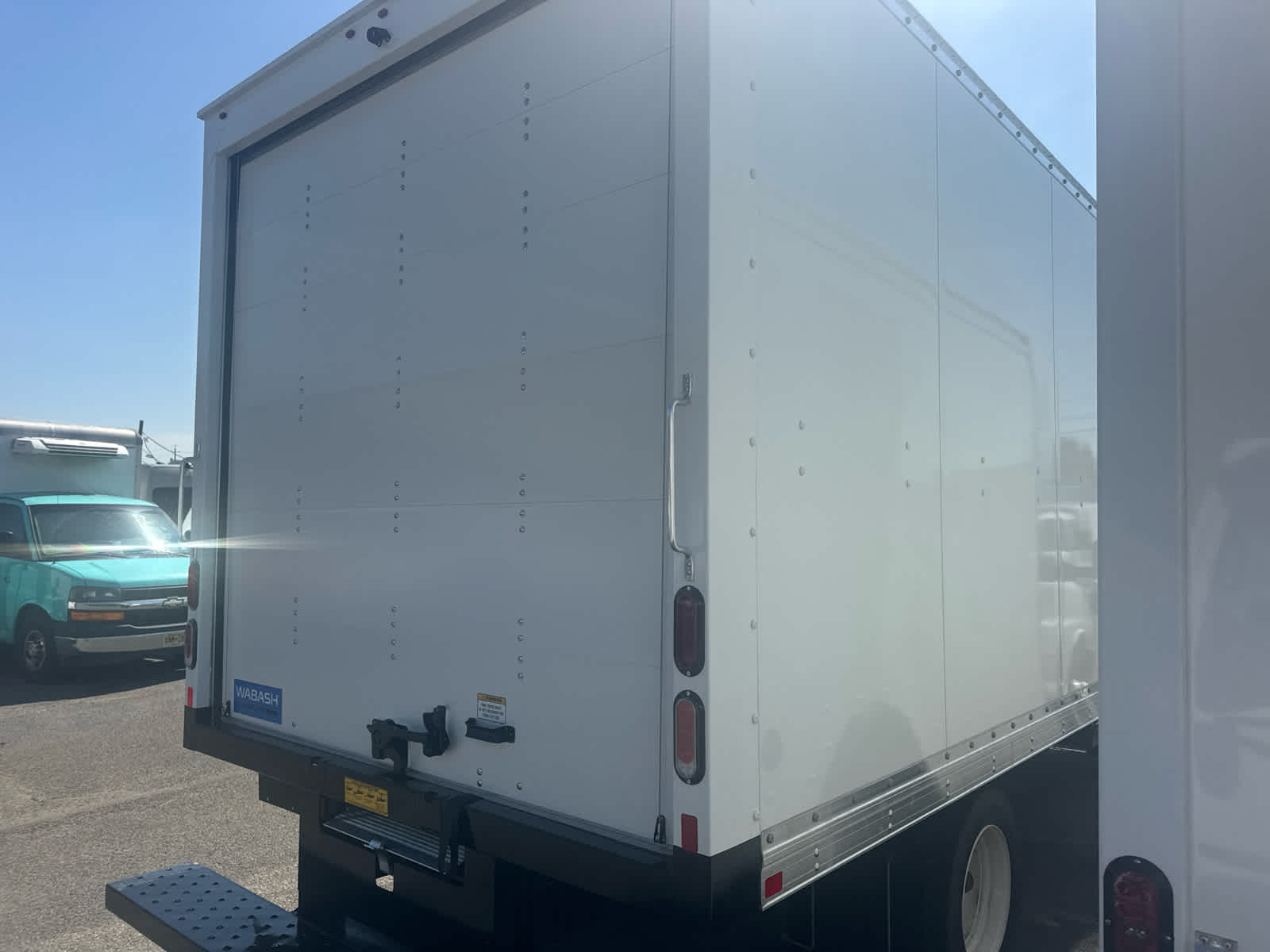 2025 Chevrolet Low Cab Forward 4500 HG 1WT