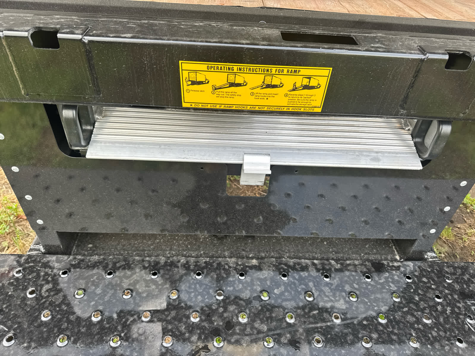 2025 Chevrolet Low Cab Forward 4500 HG 1WT