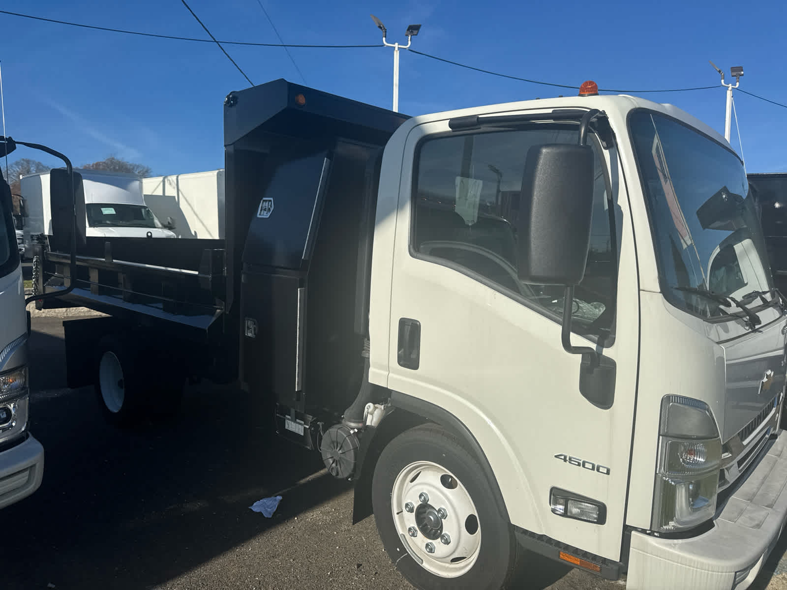 2024 Chevrolet Low Cab Forward 4500 NA