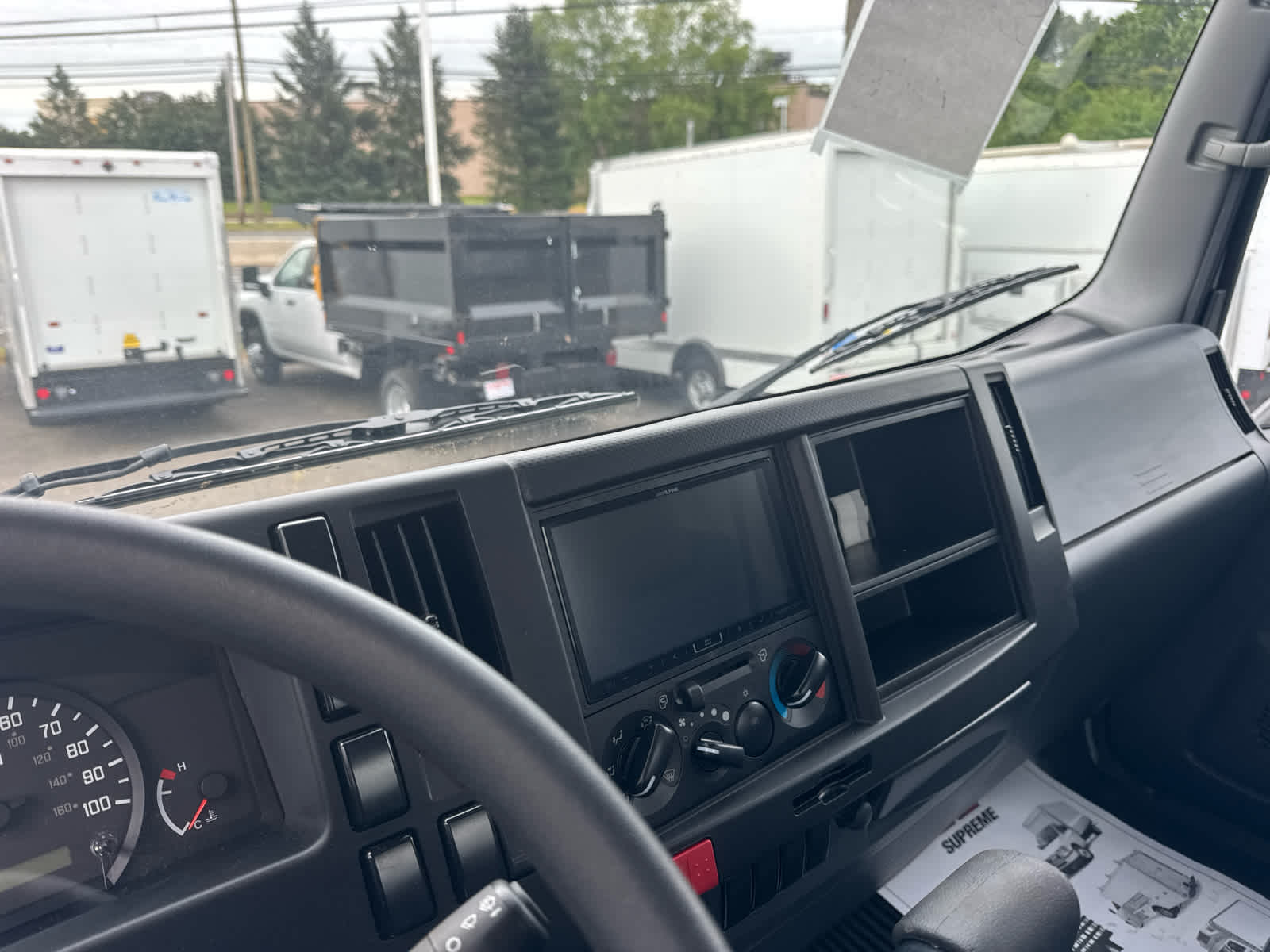 2025 Chevrolet Low Cab Forward 4500 HG 1WT