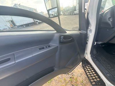 2025 Chevrolet Low Cab Forward 5500 XG 1WT