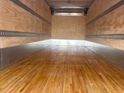 2025 Chevrolet Low Cab Forward 5500 XG 1WT