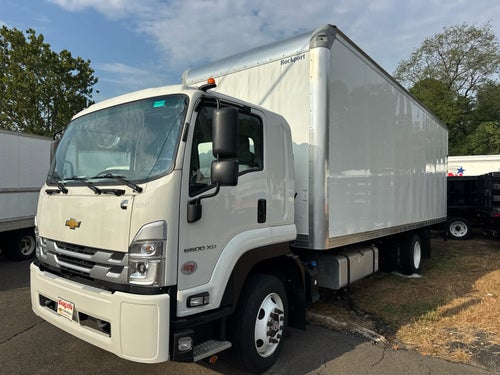 2025 Chevrolet Low Cab Forward 6500 XD NA