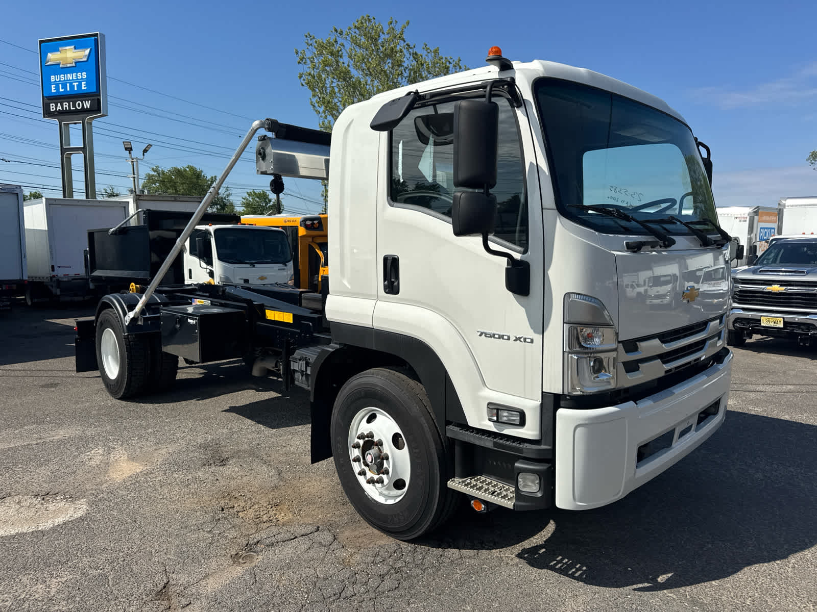 2024 Chevrolet Low Cab Forward 7500 XD NA