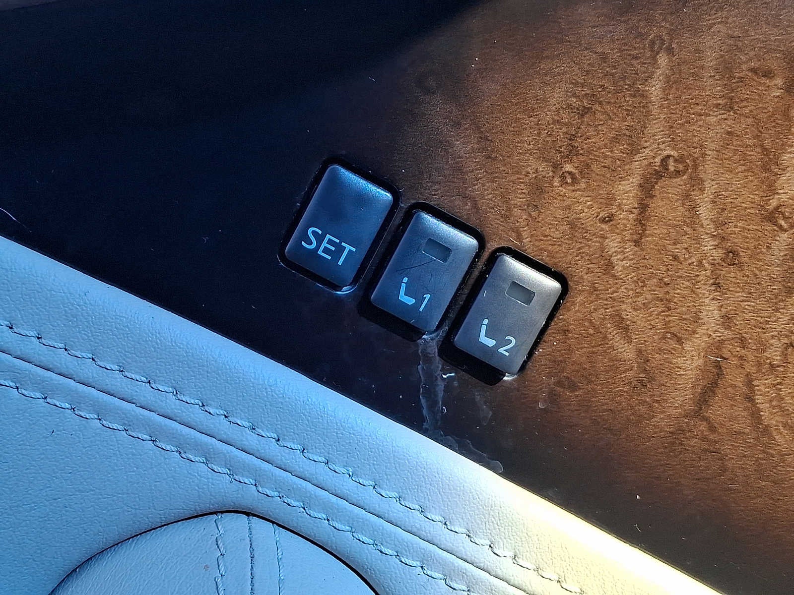 2014 INFINITI QX80 NA