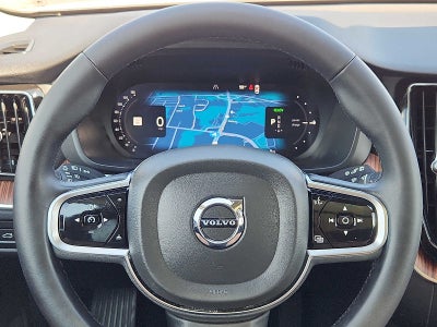 2023 Volvo XC60 Recharge Plug-In Hyb Plus Bright Theme