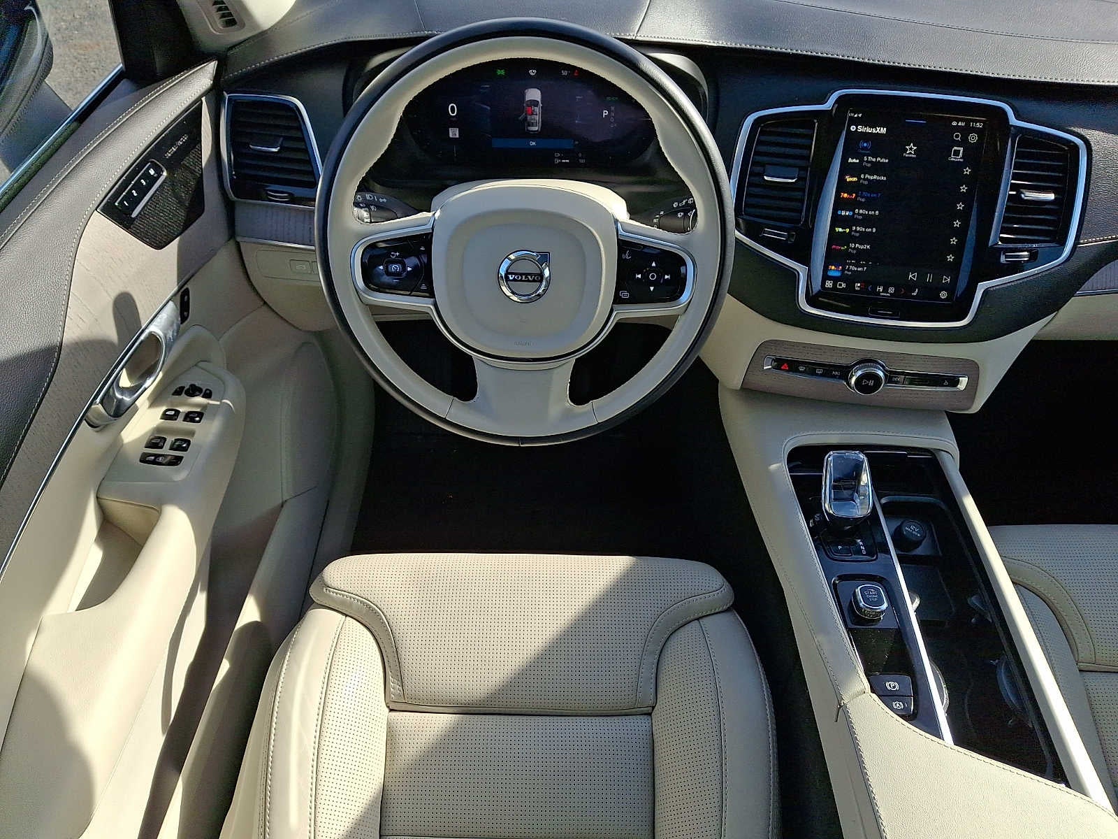 2025 Volvo XC90 Plug-In Hybrid Ultra