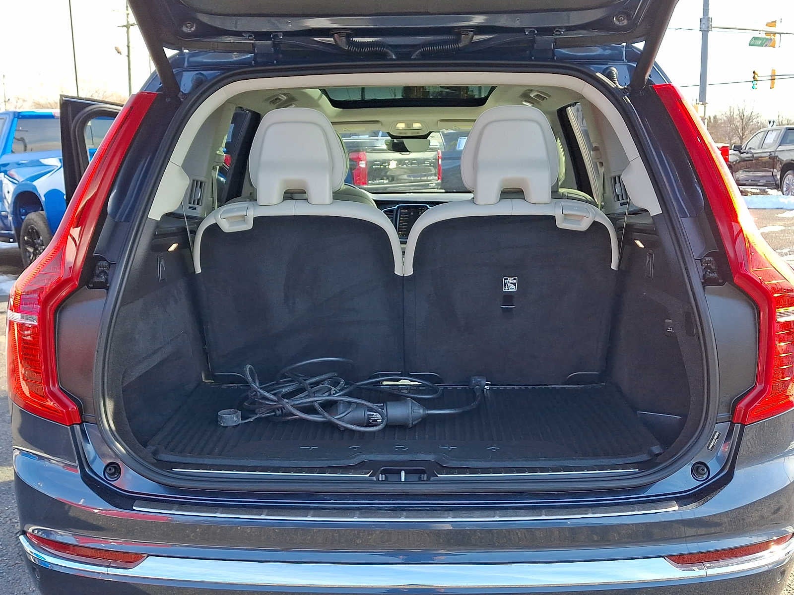 2025 Volvo XC90 Plug-In Hybrid Ultra