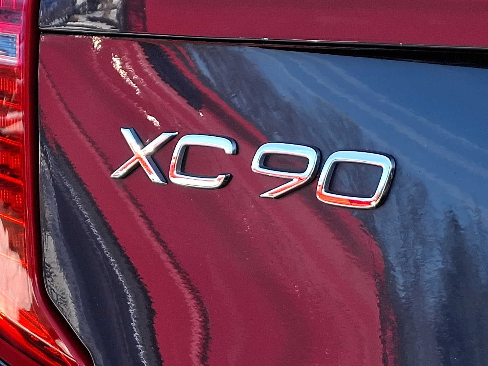 2025 Volvo XC90 Plug-In Hybrid Ultra