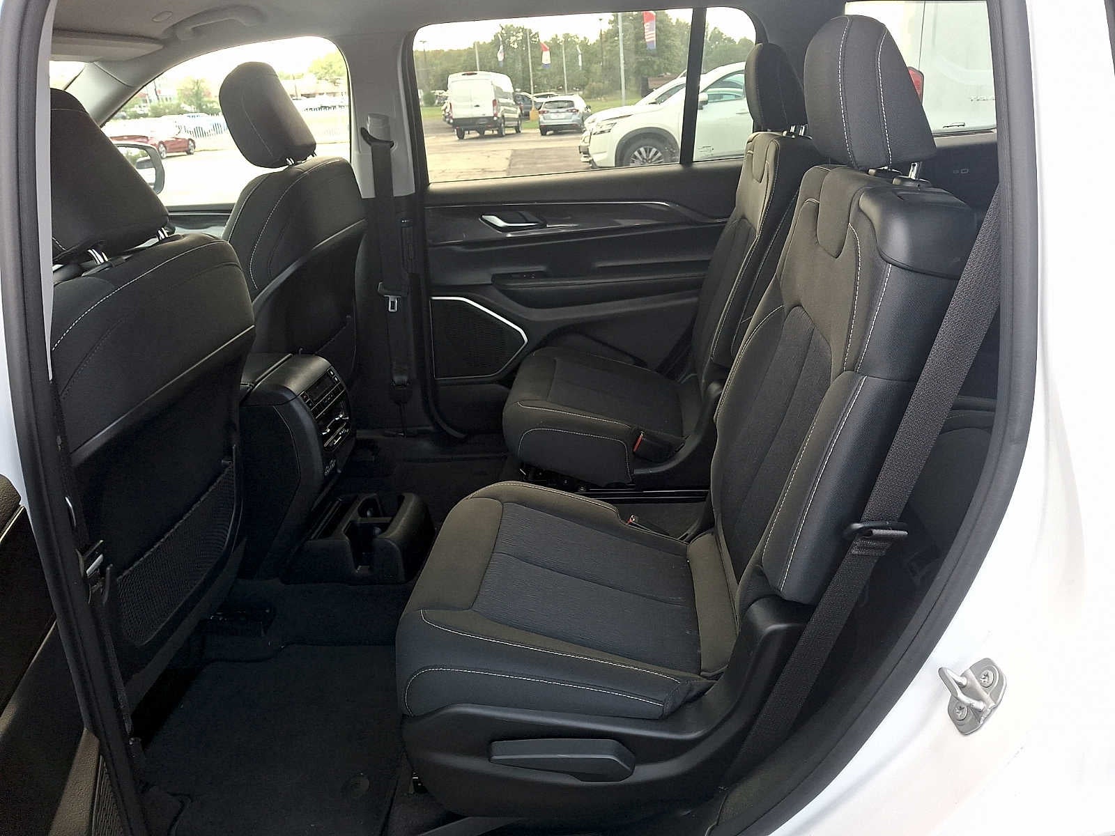 2021 Jeep Grand Cherokee L Laredo