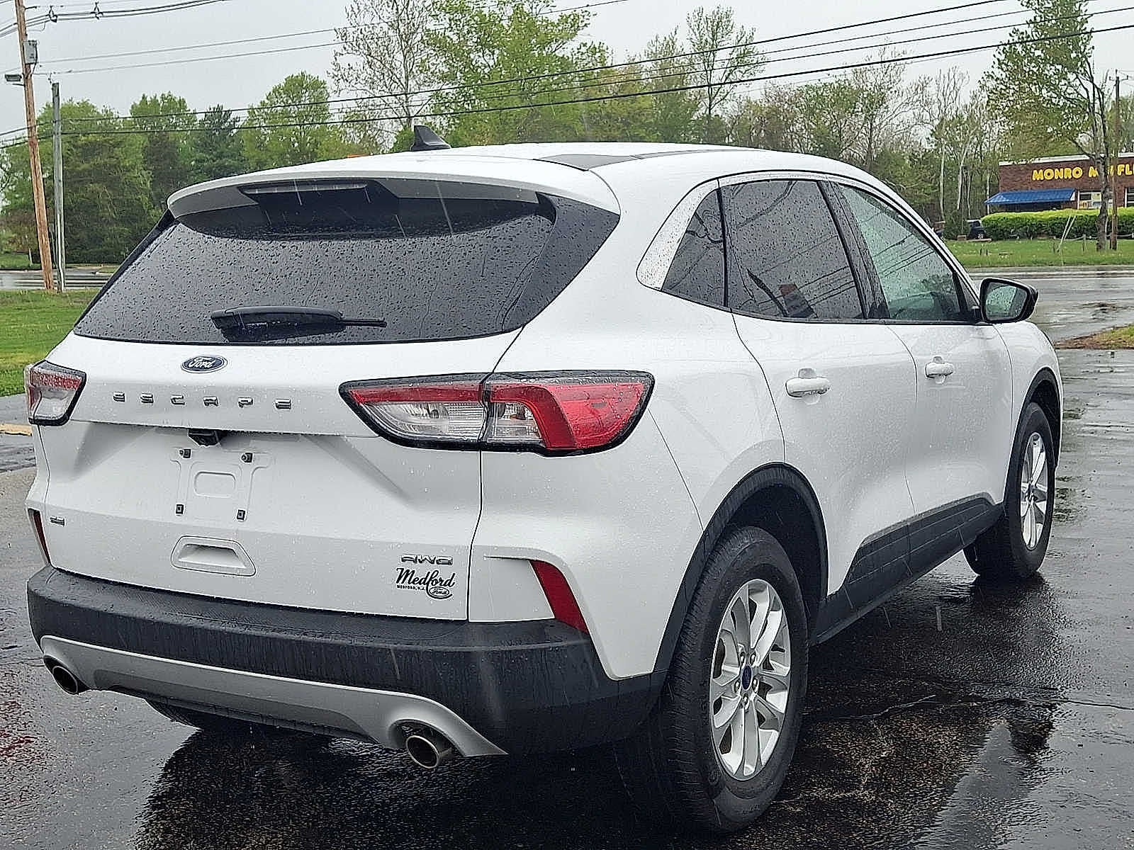 2022 Ford Escape SE