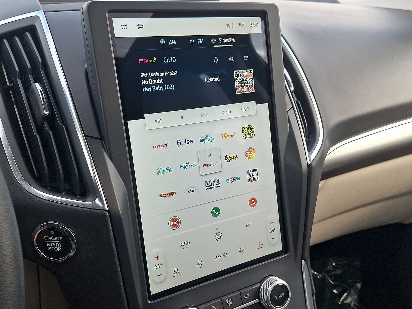 2023 Ford Edge Titanium