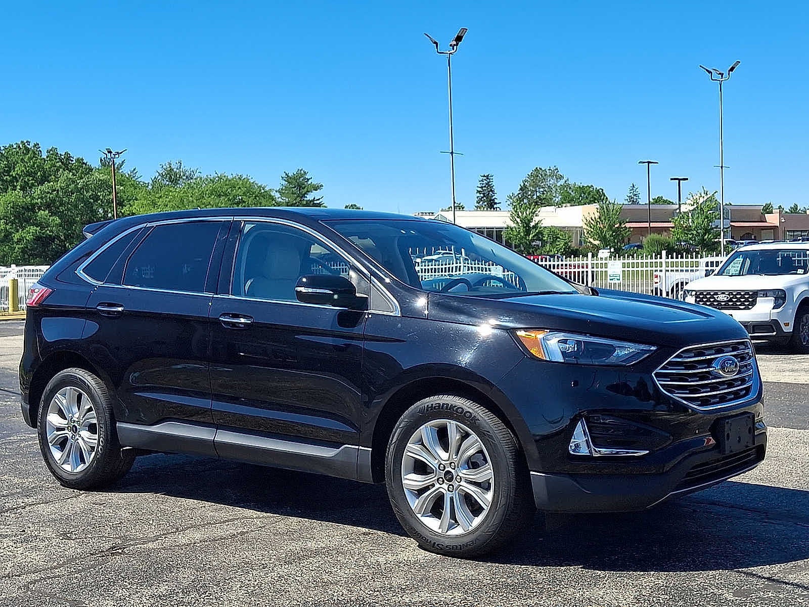 2023 Ford Edge Titanium