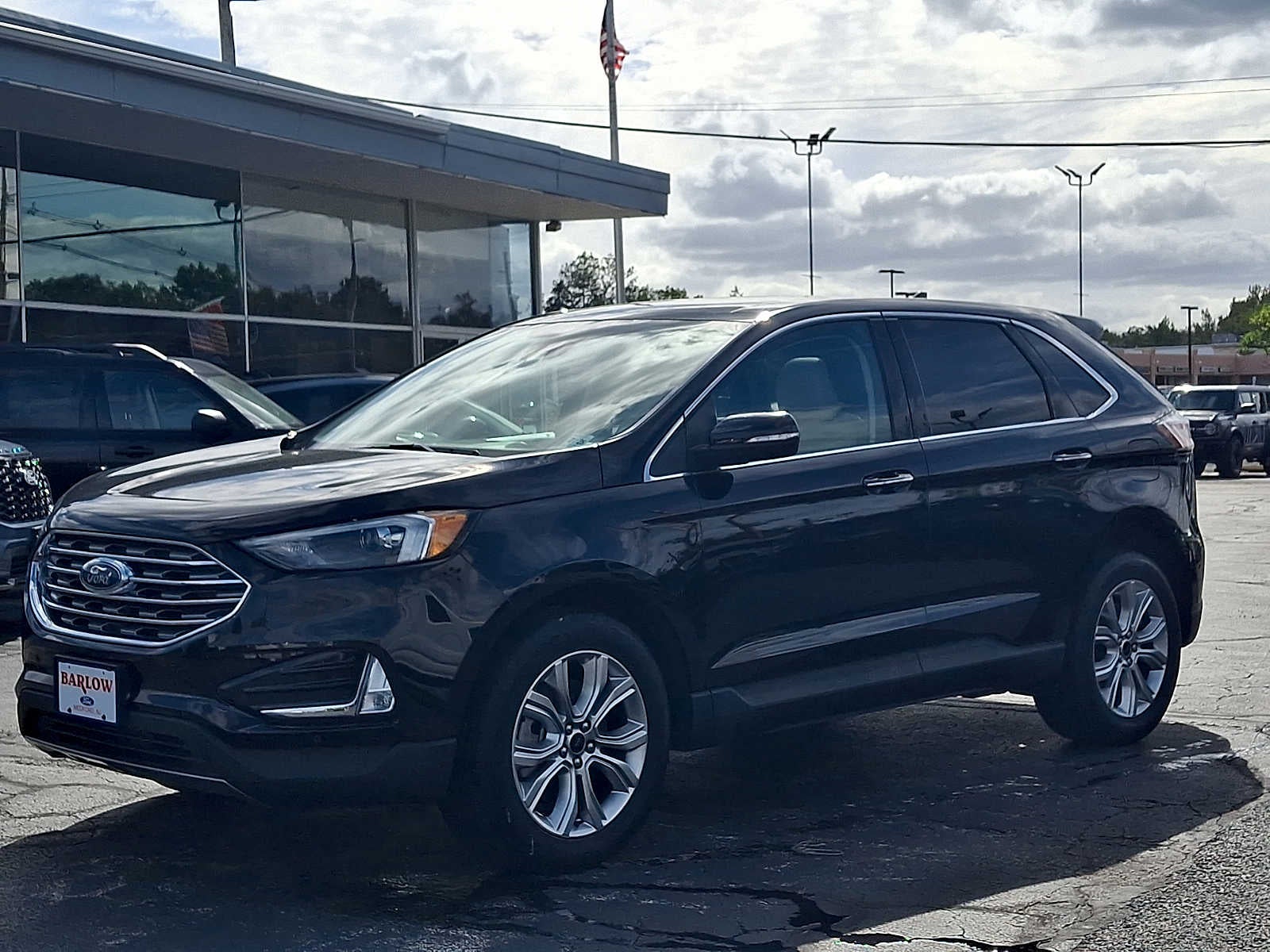 2023 Ford Edge Titanium