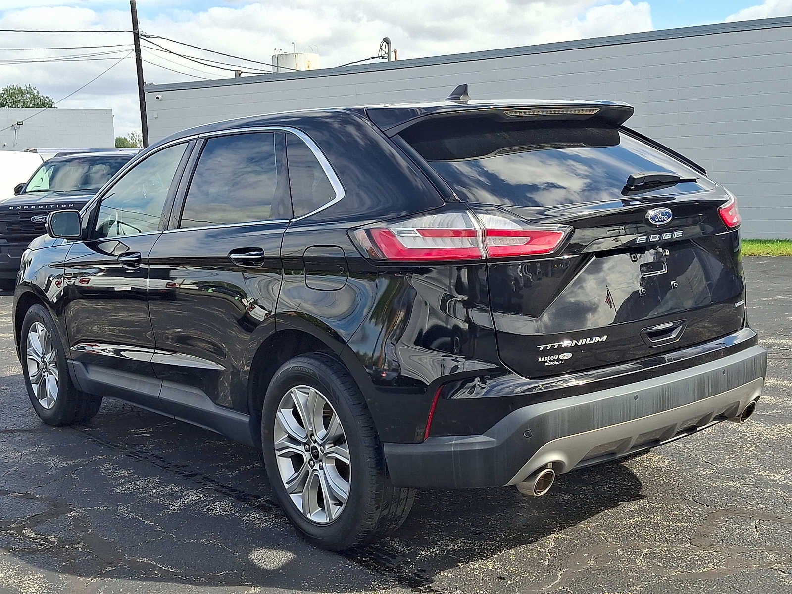 2023 Ford Edge Titanium