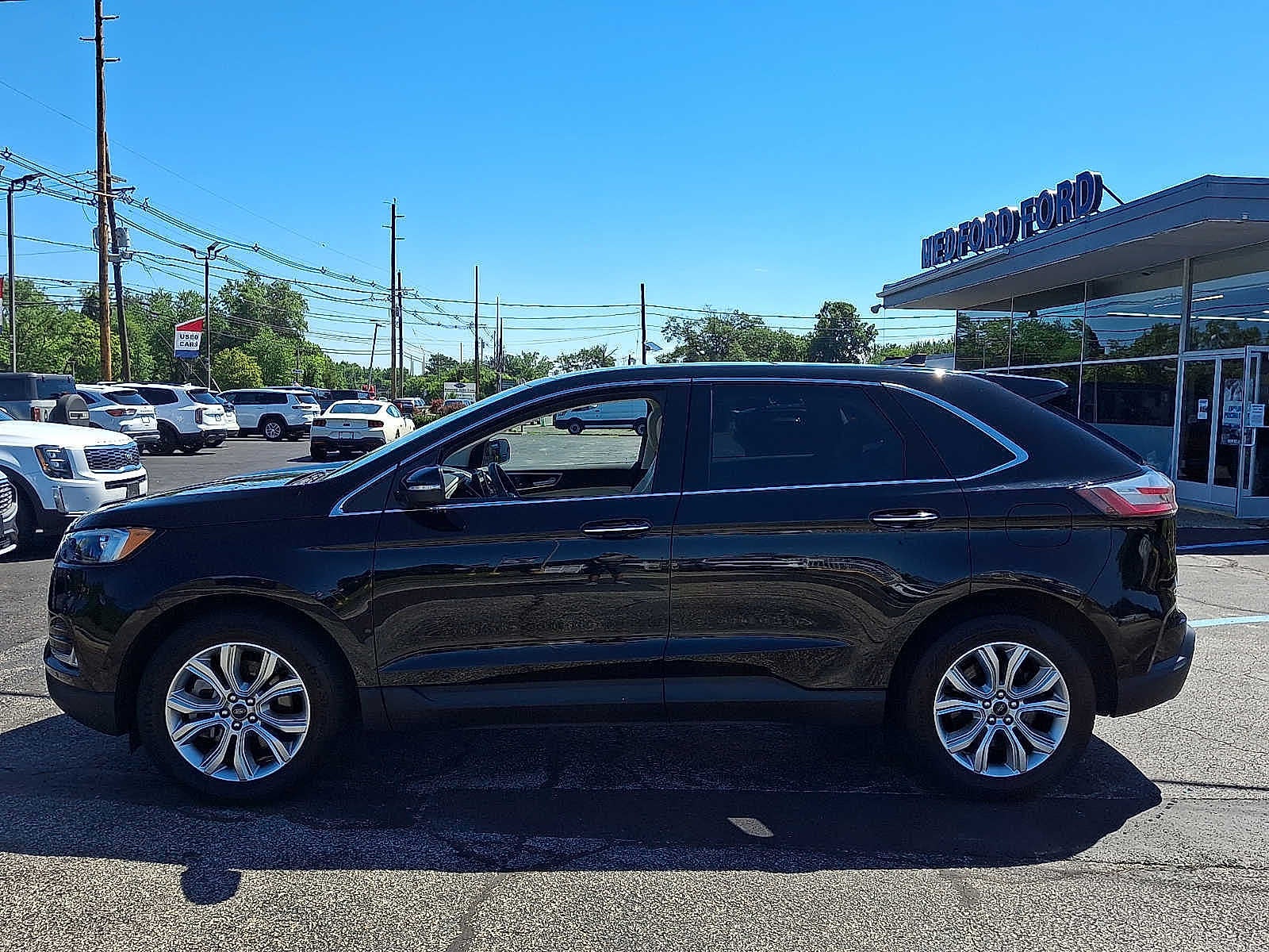 2023 Ford Edge Titanium