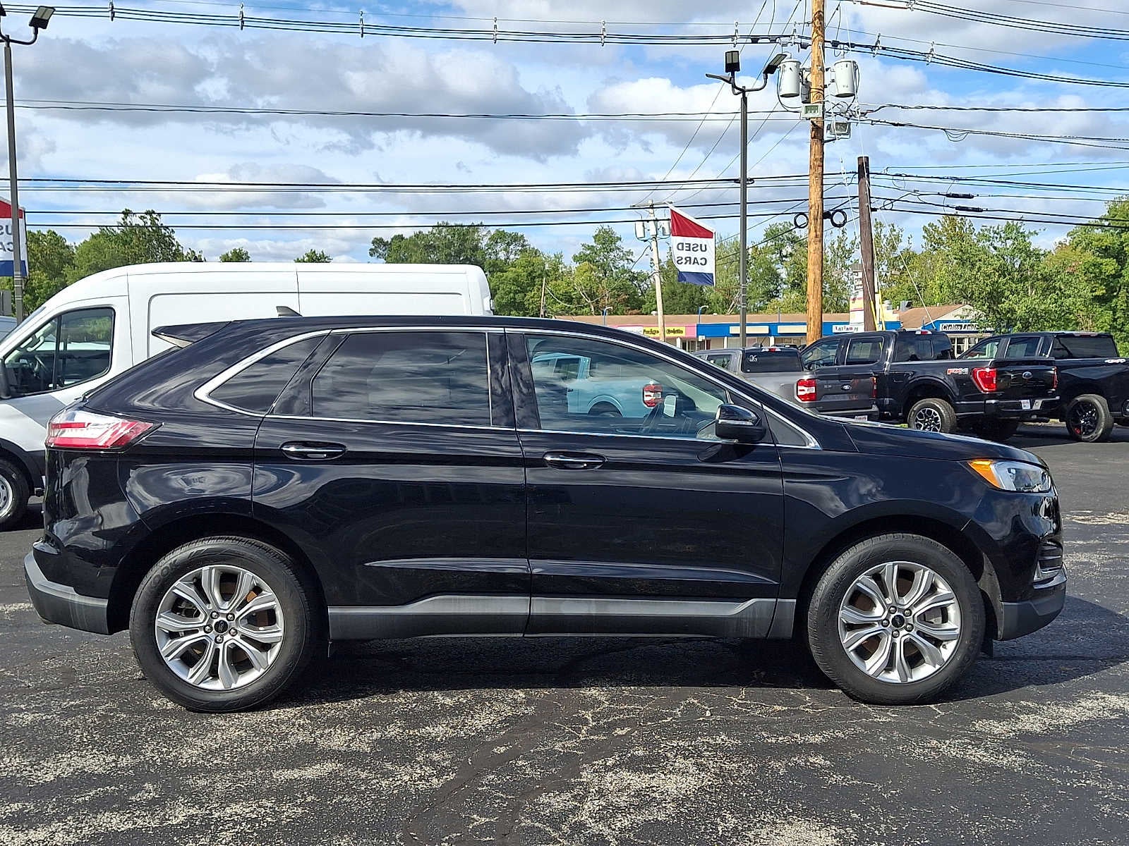 2023 Ford Edge Titanium