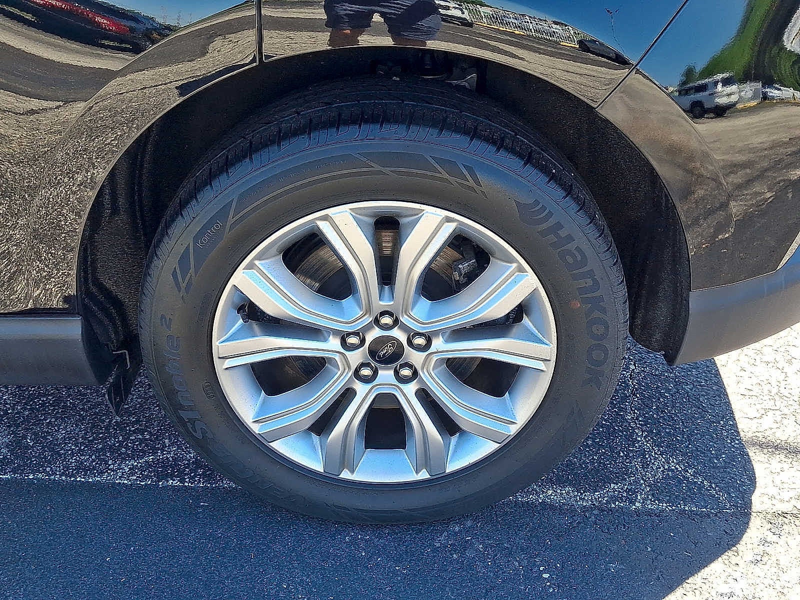 2023 Ford Edge Titanium